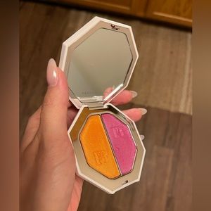 Fenty Beauty | Freestyle Highlighter Duo